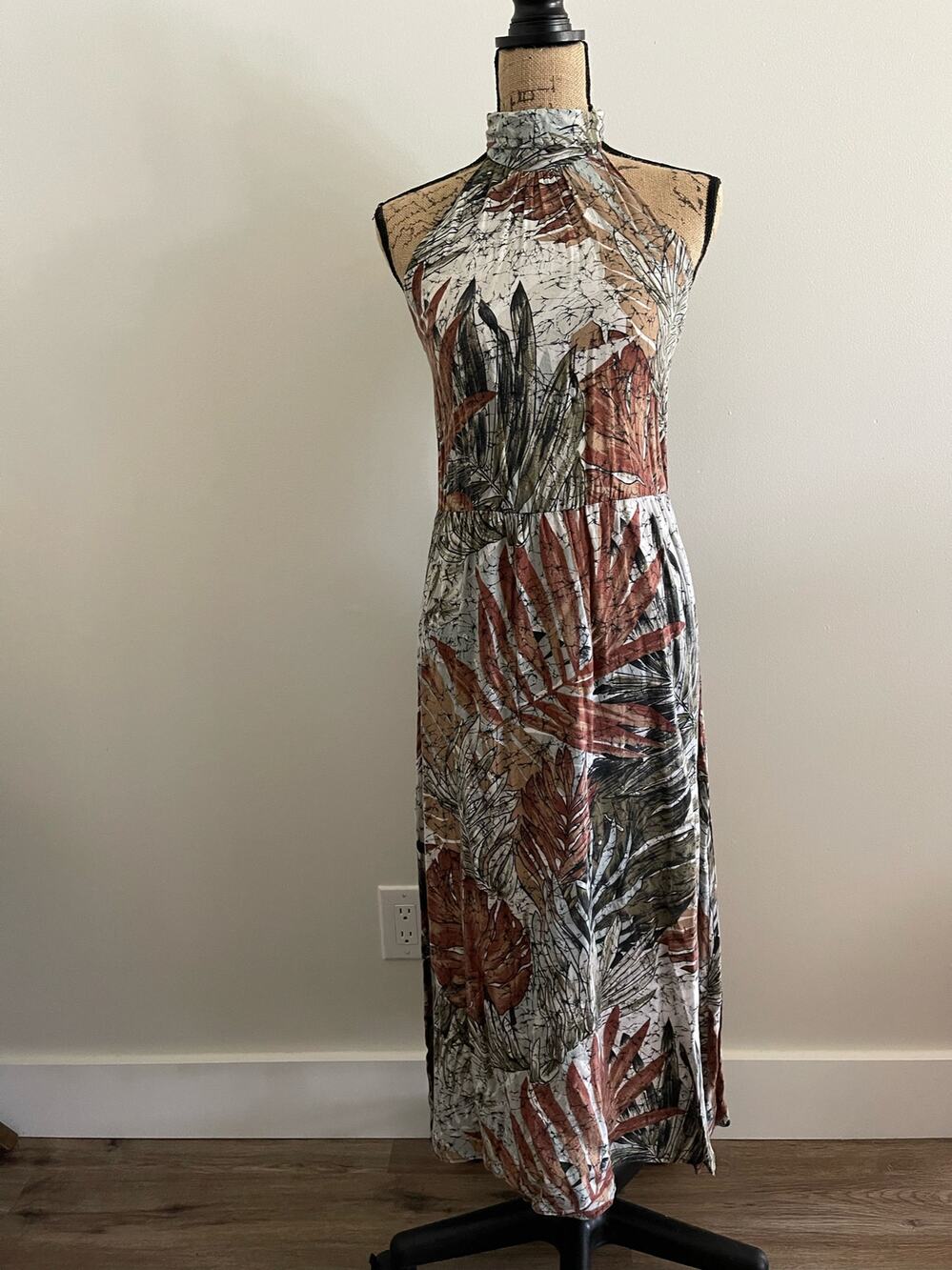 Vintage Oops California Halter Neck Floral Dress Size 3
